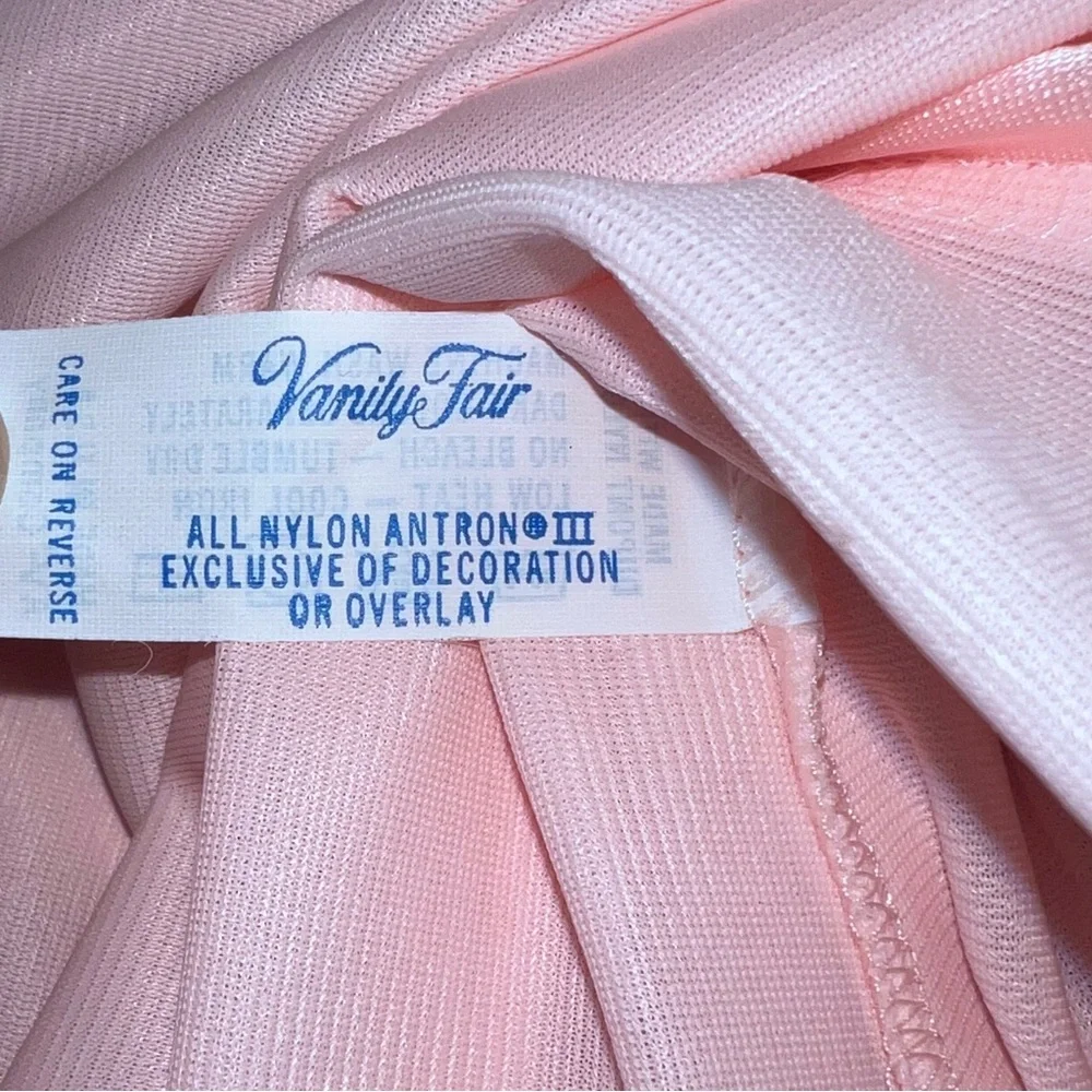 Vintage Women’s Soft Pink Peach Nighty Size M Babydoll Nightgown Satin Accent